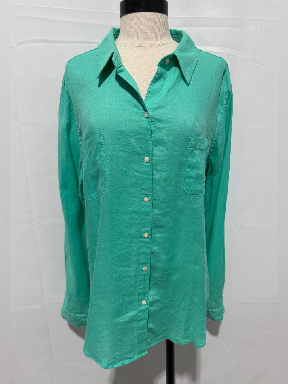 NWT Lilly Pulitzer Sea View Linen Button Down Shirt, Botanical Green
